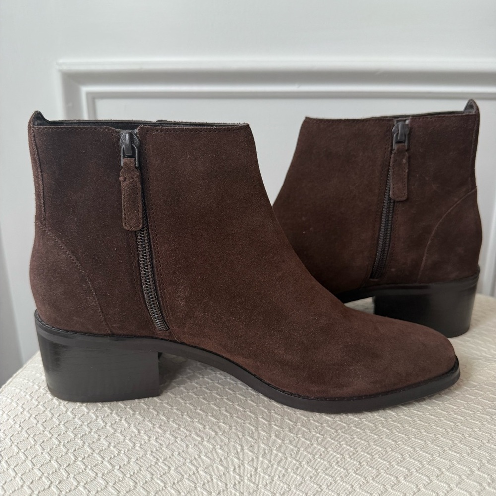 New Cole Haan Women’s  Leather Brown Ankle Boots Size 8B - Picture 2 of 7